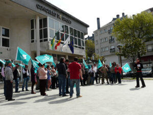 Manifestación de denuncia contra o Clan dos Sangiao. Oroso, 14 de abril de 2014