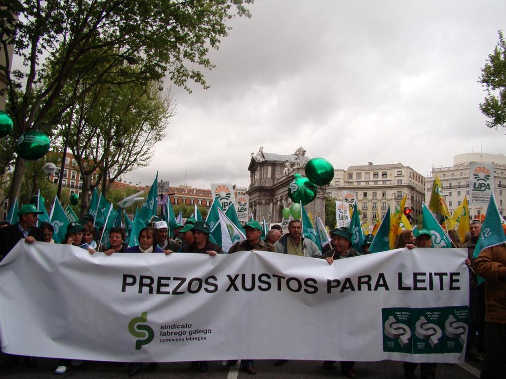 Mobilización do sector leiteiro en Madrid (16/04/2009)