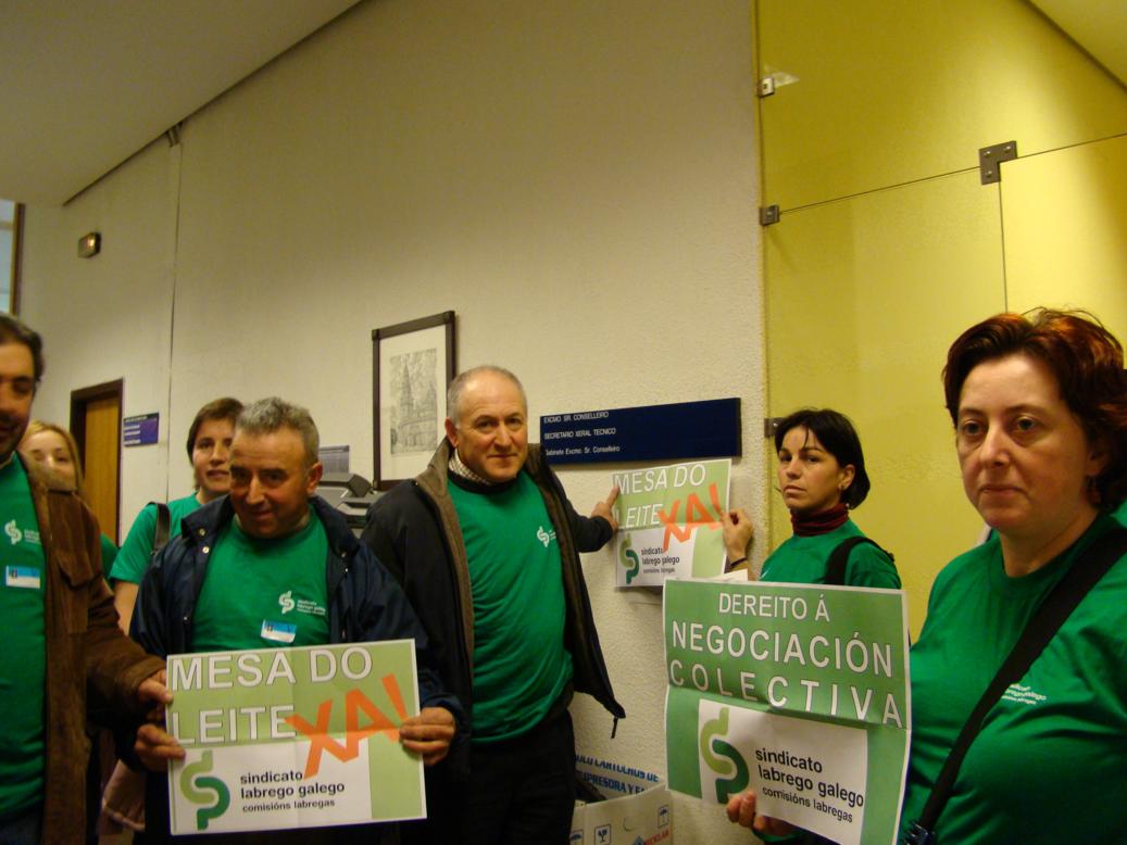 Peche do SLG na Consellaría do Medio Rural (14/11/2008)