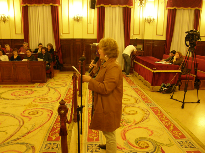 Carme Freire no pleno de Ferrol