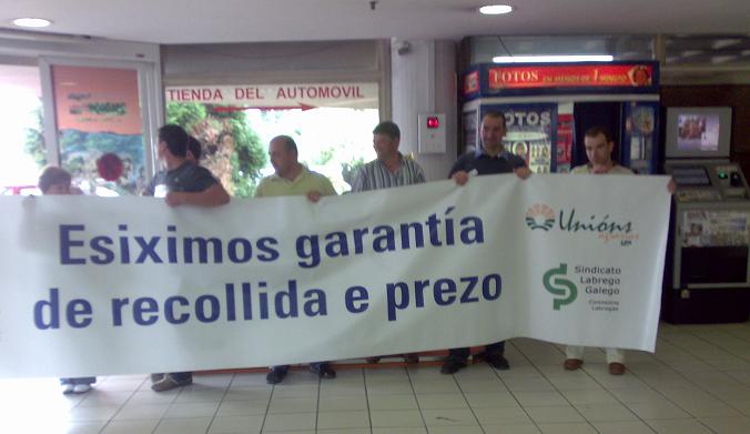 Protesta en Alcampo (A Coruña)