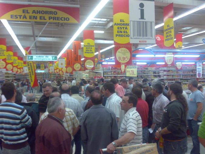 Protesta en Alcampo - A Coruña
