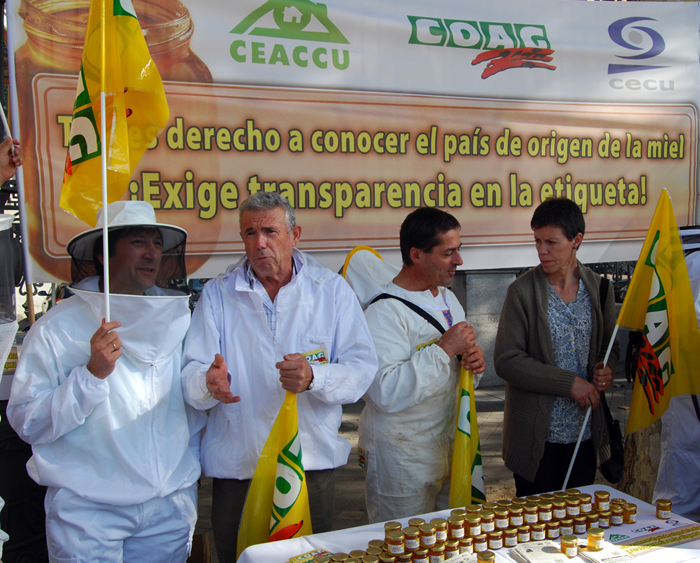 Reparto de mel no Magrama