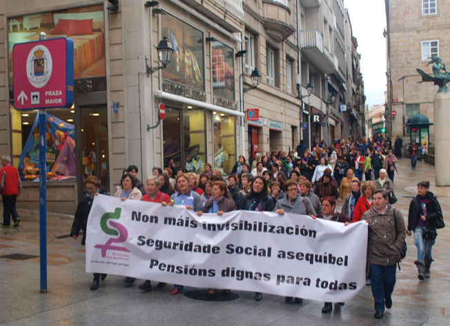Manifestación de mulleres en Ourense
