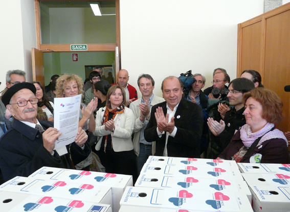 Entrega de sinaturas