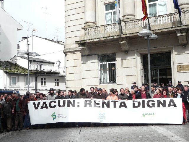 Concentración perante da Subdelegación do Goberno en Lugo – 17/04/2008