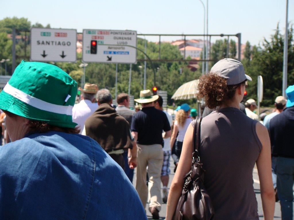 O sector leiteiro mobilízase para esixir que hoxe en Madrid non se firme ningún acordo por embaixo de custos de produción (20/07/09)