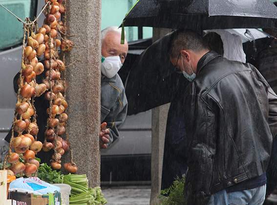 Reportaxe Fouce: Concellos que aproveitaron o confinamento para clausurar mercados labregos