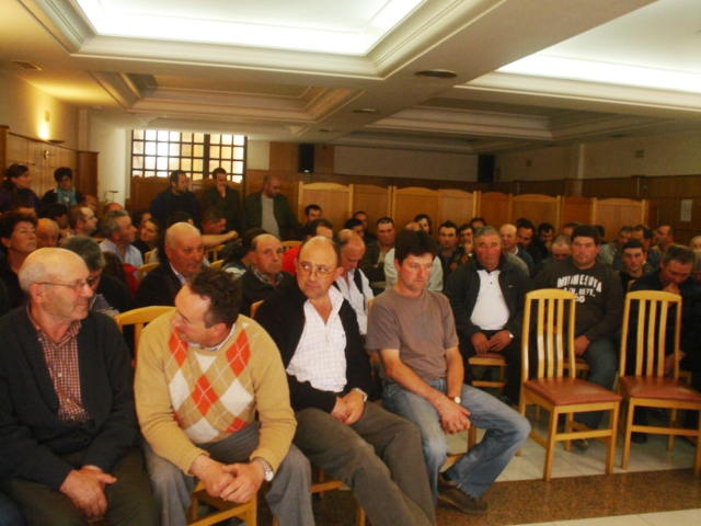 O SLG convoca unha tractorada en defensa do prezo do leite, o vindeiro mércores 17 de xuño