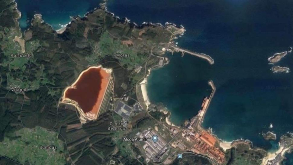 Esiximos á Xunta que aclare responsabilidades na utilización reiterada dun emisario de augas ilegal por parte de ALCOA e que realice un control urxente da calidade das augas