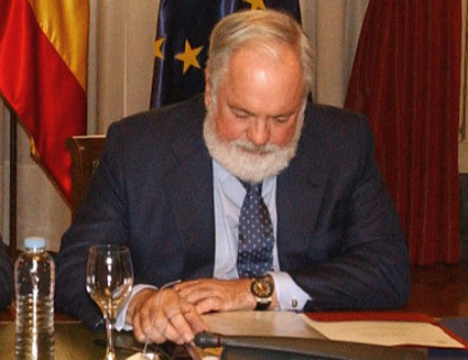 O SLG critica que o Ministerio de Medio Rural insista en medidas inútiles para o sector lácteo