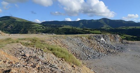 ContraMINAcción esixe a paralización da actividade de Cementos Cosmos en Triacastela