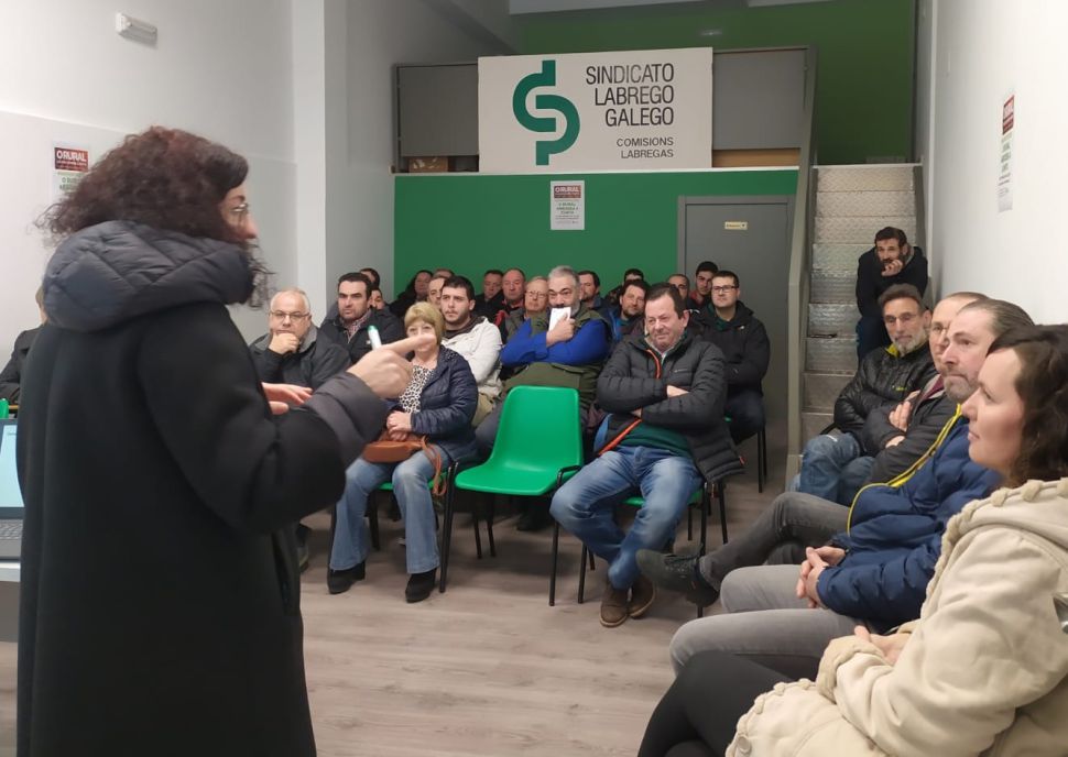Comeza “O rural galego sobre a mesa” en Ourense cun posicionamento sobre a PAC e os xurros na Limia