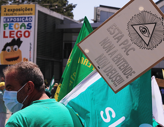 O SLG estivo en Lisboa para defender unha nova PAC na manifestación da Coordinadora Europea da Vía Campesina