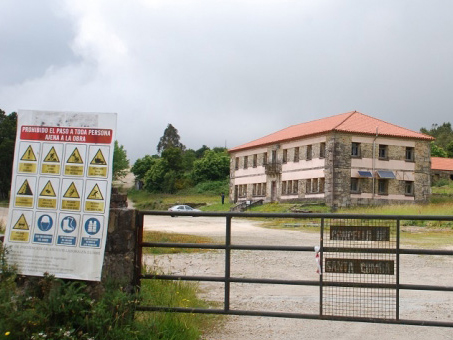 Desmantelada para chatarra a planta de tratamento de Varilongo que levou máis de medio millón de euros da Xunta