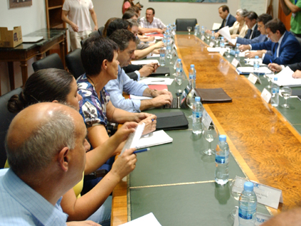 O SLG partidario de seguir coas mobilizacións no sector lácteo trala “decepcionante” xuntanza da Inlac