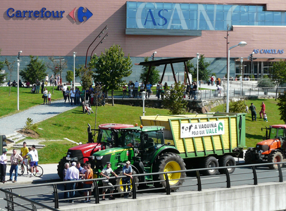 Volven as mobilizacións ao sector lácteo galego diante do fracaso estrepitoso dos acordos de Madrid