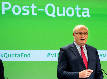 A Coordinadora Europea da Vía Campesina chama a orde á Comisión Europea pola crise no sector lácteo