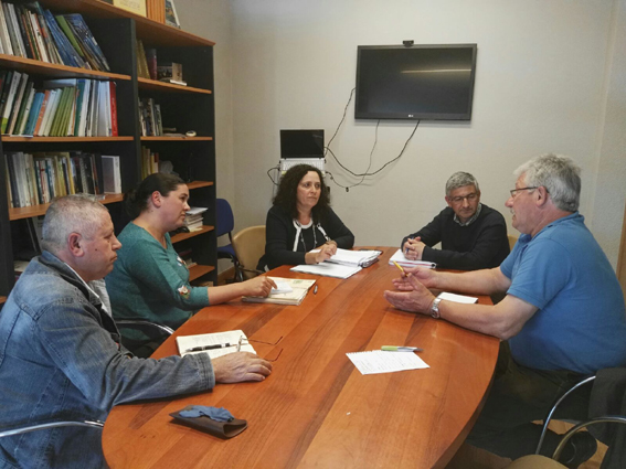 O SLG entrégalle á Consellaría de Medio Rural un decálogo de medidas urxentes para o sector lácteo