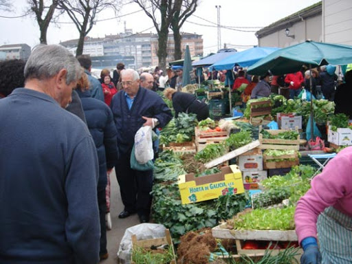 O SLG pregunta a sete concellos pola reapertura dos mercados alimentarios de proximidade na Terra Chá