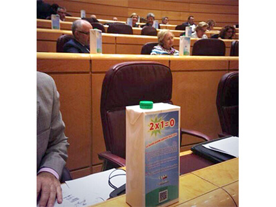 O PP de Galicia traizoa ao sector lácteo cunha Lei da Cadea Alimentaria que permite seguir vendendo a perdas