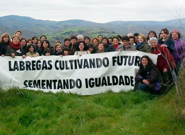 As labregas do SLG analizan a actividade do CDR dos Ancares para paliar o illamento das mulleres de Cervantes