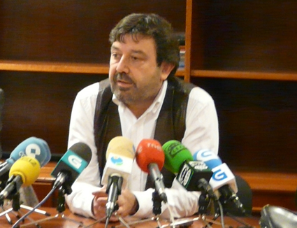 “Se isto segue así, o sector lácteo entrará nunha folga de entregas permanente, pois moitas explotacións pecharán antes da primavera”