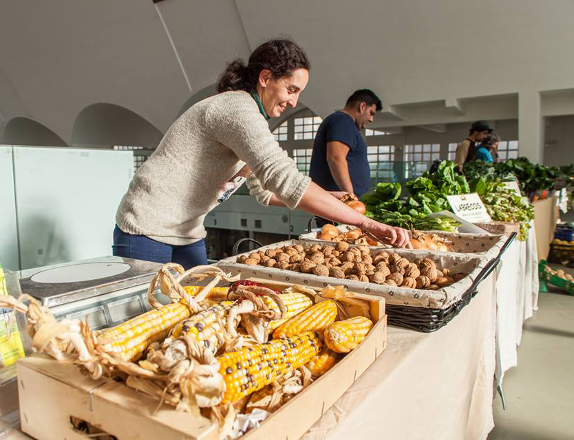 SLG e Fruga piden a apertura dos mercados alimentarios de proximidade para garantir o acceso a bens esenciais