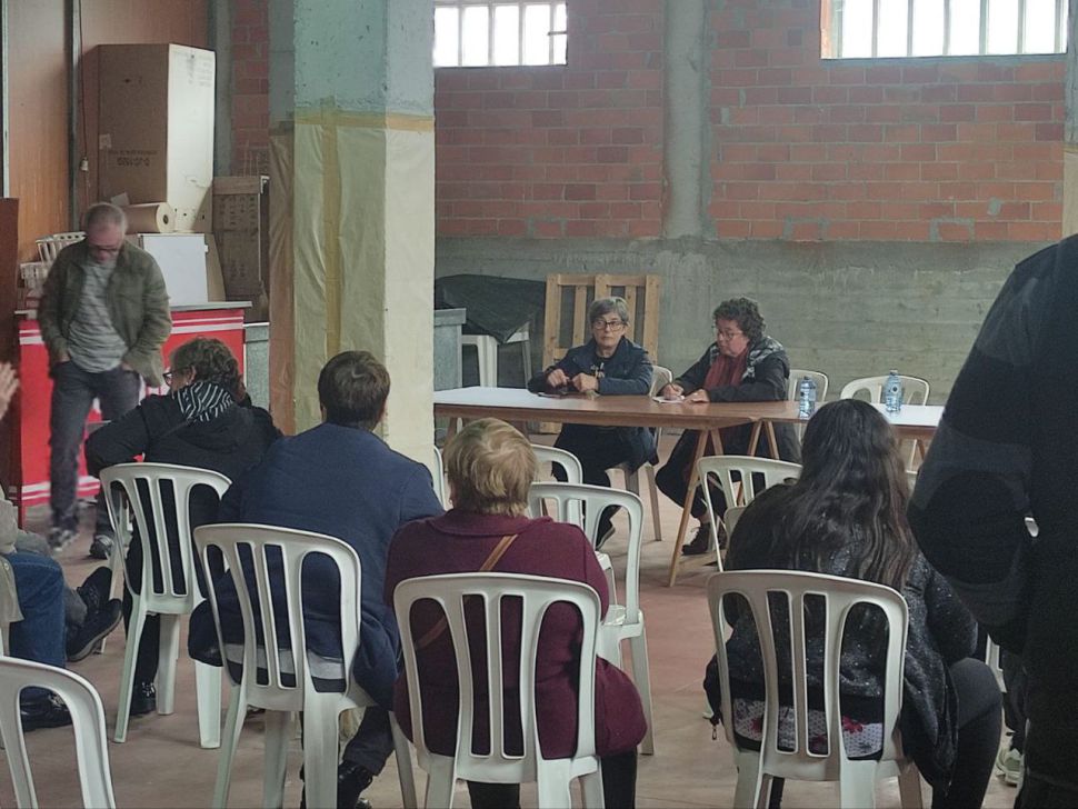 GRANXAS DE ABADÍN AFECTADAS POLO MAL FUNCIONAMENTO DA CAMPAÑA DE SANEAMENTO  ORGANÍZANSE PARA DEMANDAR MEDIDAS URXENTES Á CONSELLARÍA DO MEDIO RURAL