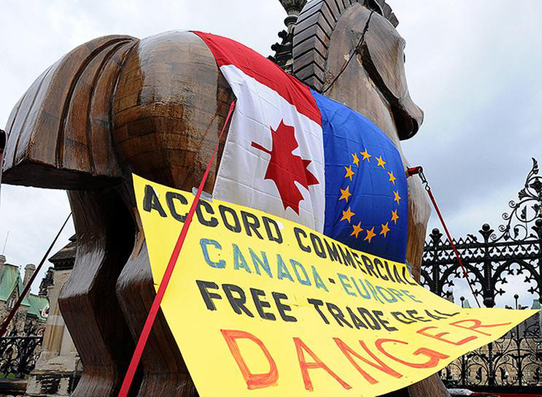 O SLG impugna o acordo comercial entre a UE e Canadá por deixar á cidadanía indefensa ante o poder empresarial