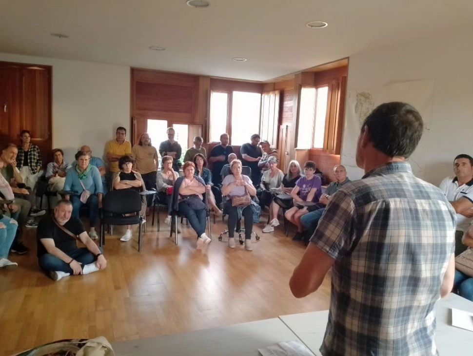 Acaparamento de terras na Ulla por industrias vitivinícolas: enfermidades, contaminación e inxerencias no mercado