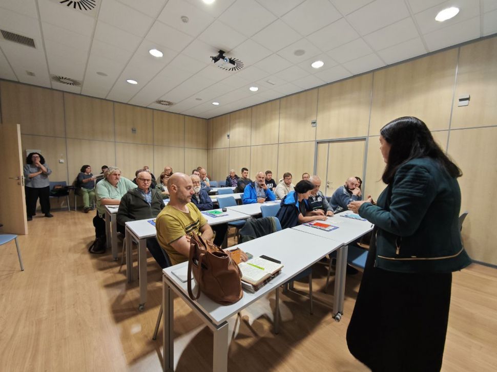 O SLG destaca a importancia do LIGAL para as granxas galegas e o impulso do leite de pastoreo